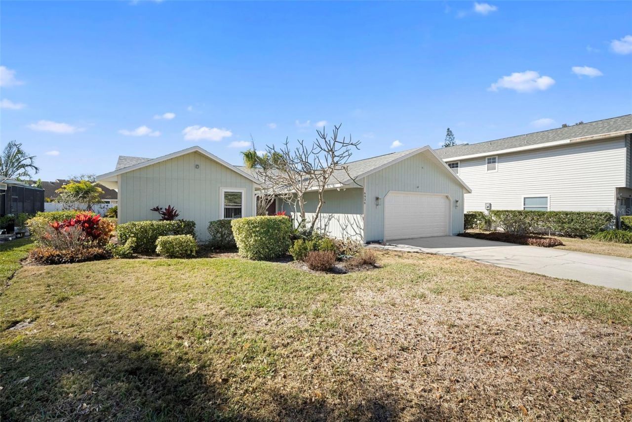 6936 Arbor Oaks Circle, Bradenton, FL 34209 Photo