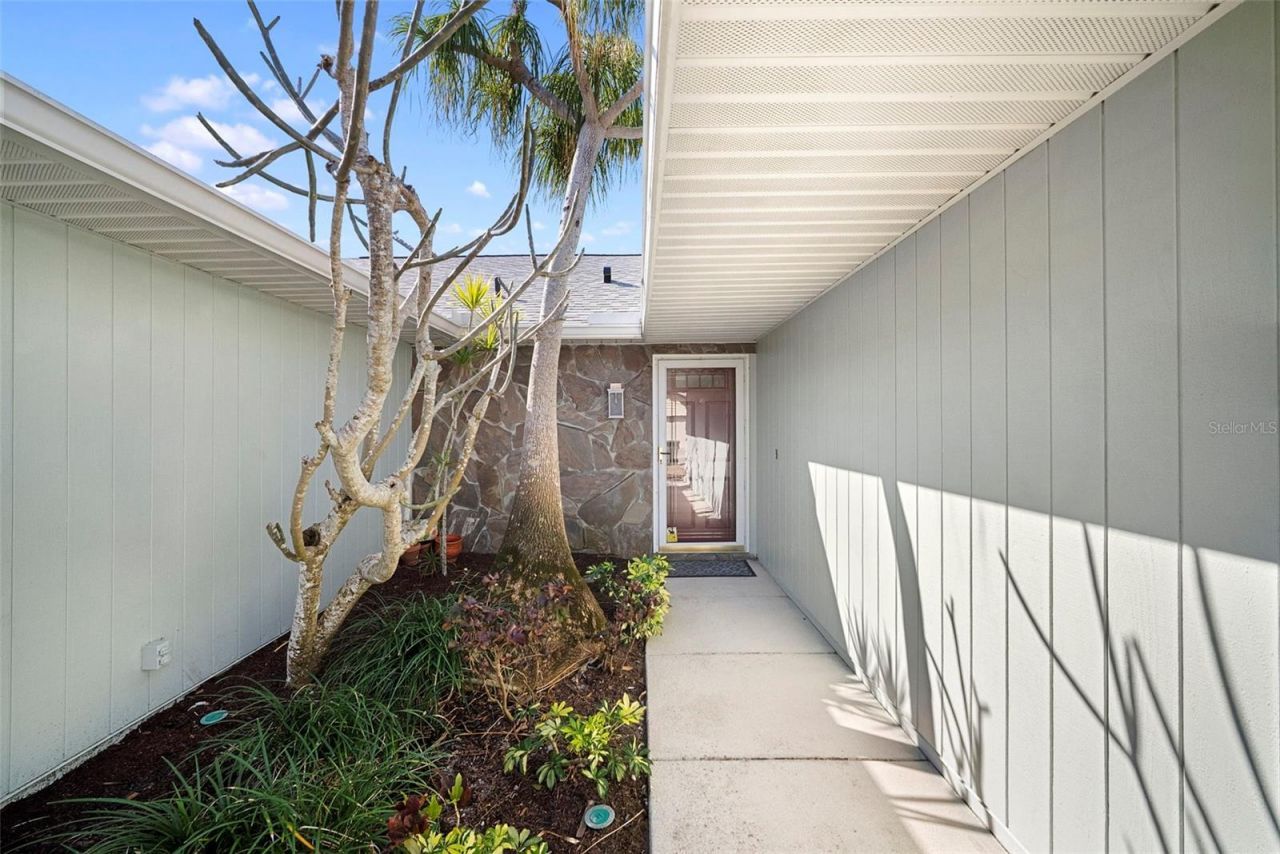 6936 Arbor Oaks Circle, Bradenton, FL 34209 Photo