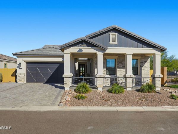 5934 E REDMONT Drive, Mesa, AZ 85215