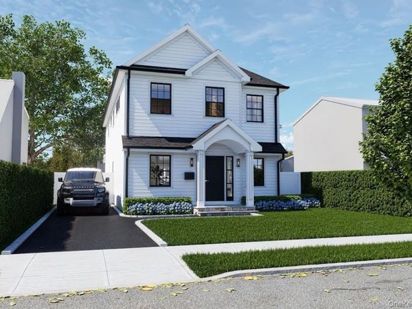 101 Brown Street , Mineola, NY 11501