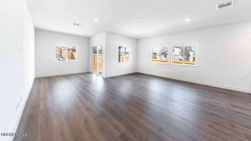 512 Daisy Fay Way, Carson City, NV 89705 Photo