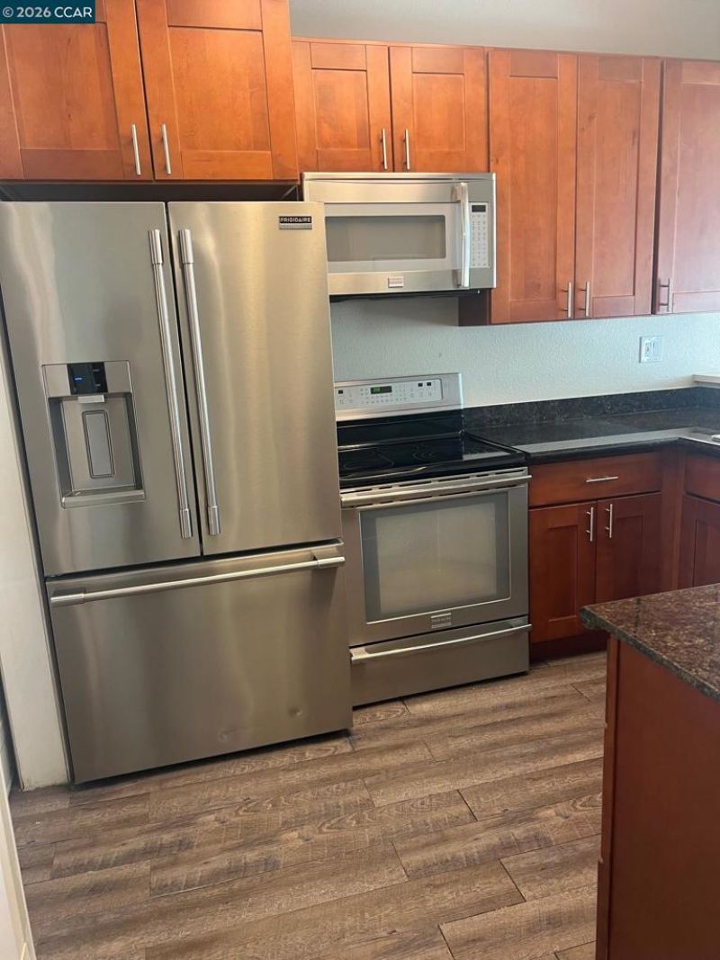 25938 Kay Ave, Unit 322, Hayward, CA 94545 Main Photo