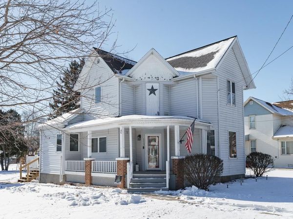 1117 Main STREET, Lomira, WI 53048