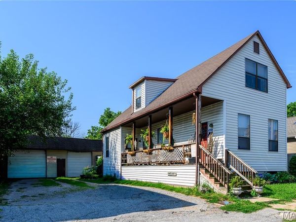 3716 Tholozan Avenue , St Louis, MO 63116