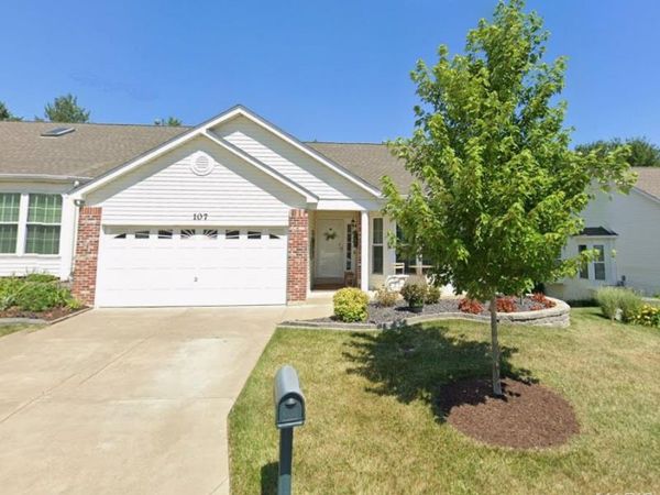 107 Twelve Oaks Drive, Unit 1D, St Peters, MO 63376