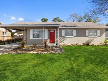 606 HOLT CIRCLE, WINTER HAVEN, FL 33880