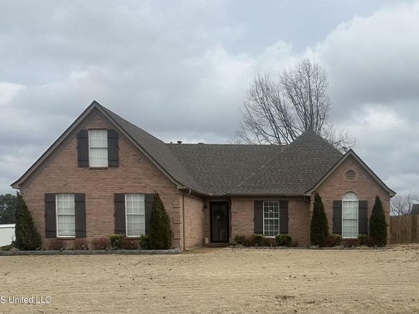 136 N Parkway Street, Hernando, MS 38632