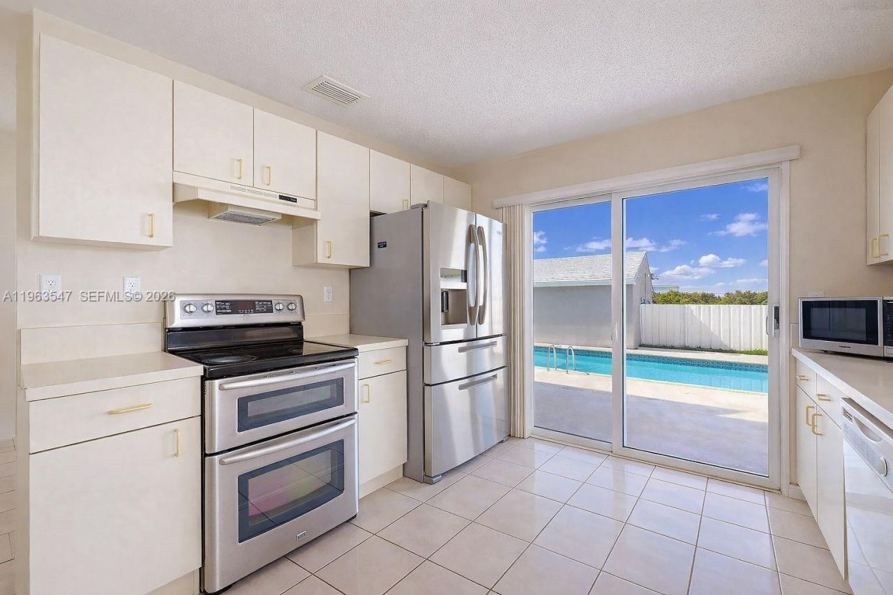 6322 SW 112th Pl, Miami, FL 33173 Photo