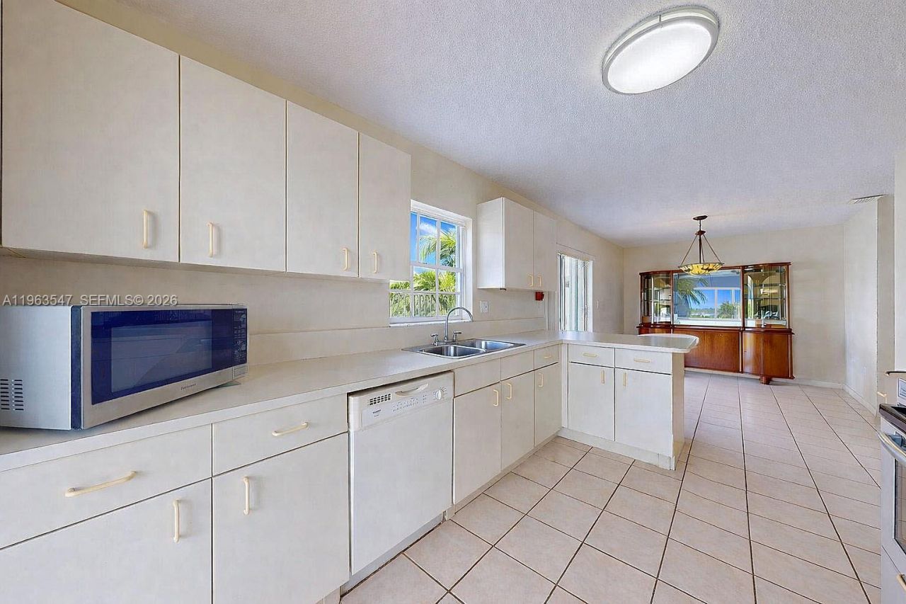 6322 SW 112th Pl, Miami, FL 33173 Photo