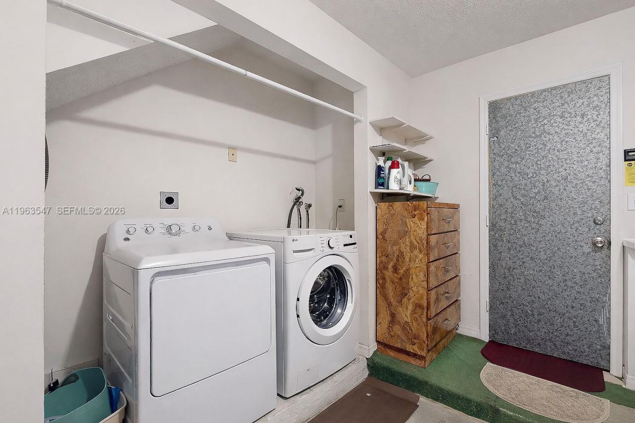 6322 SW 112th Pl, Miami, FL 33173 Photo