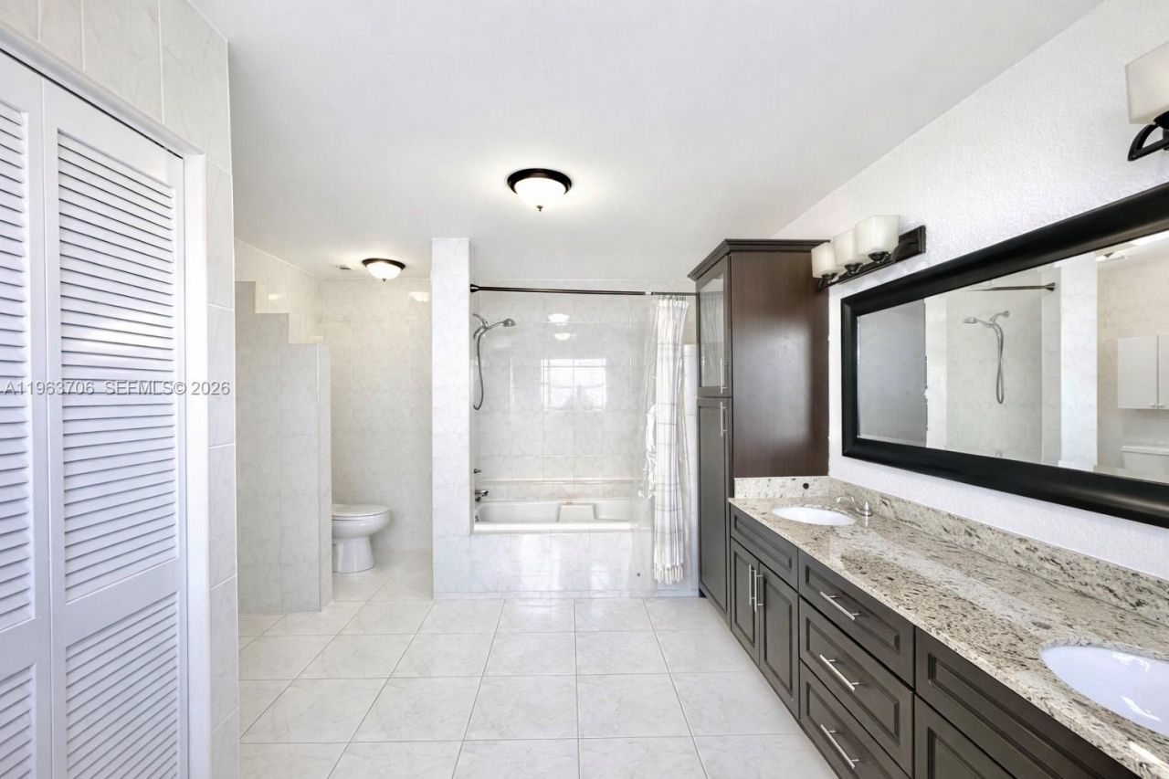 21970 SW 97th Ct, Cutler Bay, FL 33190 Photo