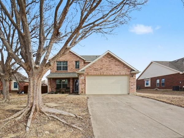 1302 Lake Trail Court, Wylie, TX 75098