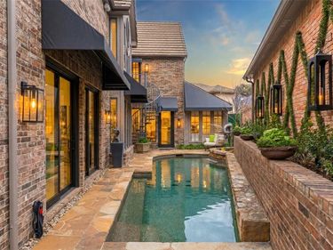 16037 Chalfont Circle, Dallas, TX 75248