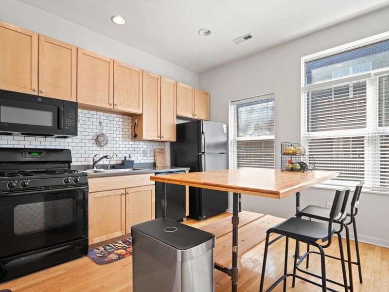 995 S Wall Street, Columbus, OH 43206 Photo 10