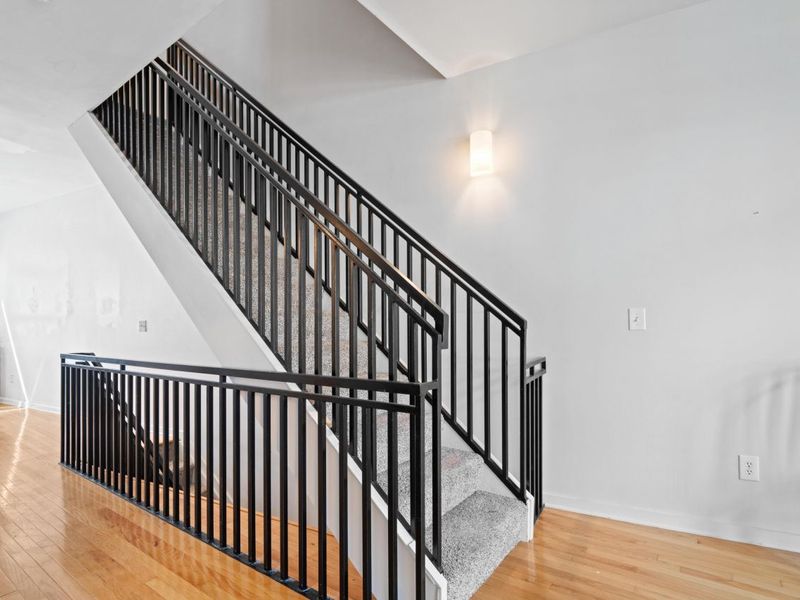 995 S Wall Street, Columbus, OH 43206 Photo 6