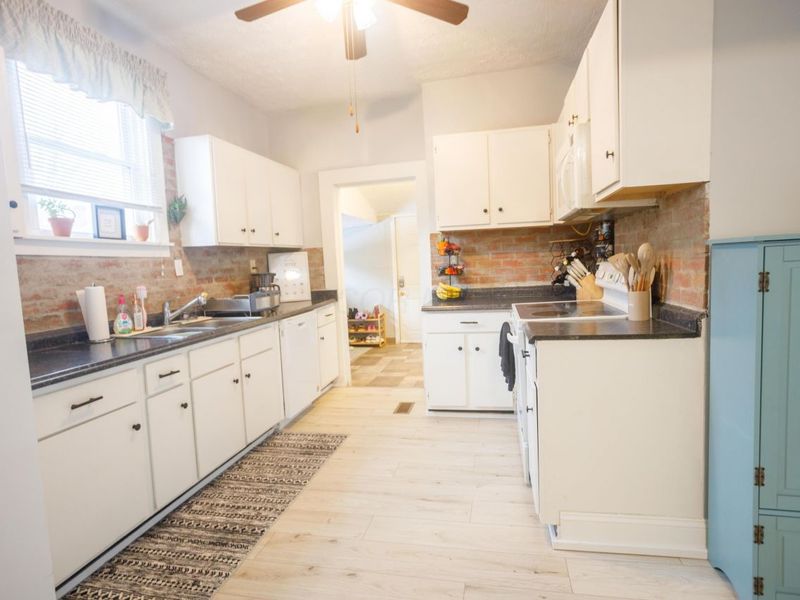 158 N Oak Street, London, OH 43140 Photo 15