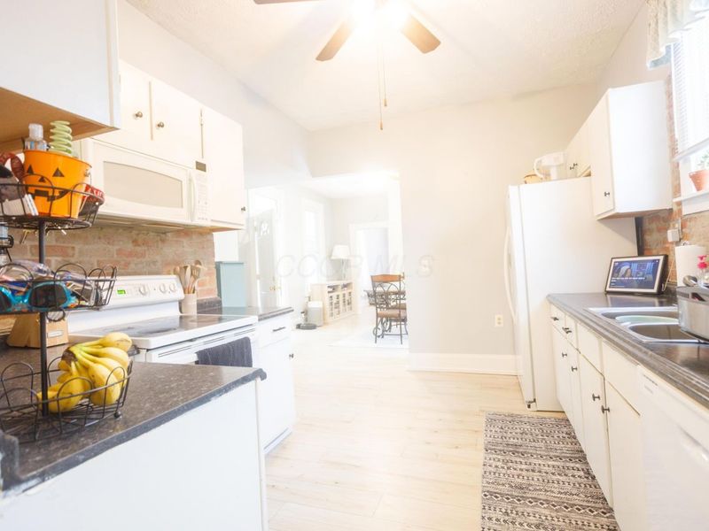 158 N Oak Street, London, OH 43140 Photo 19