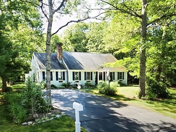 169 Cedric Rd, Barnstable, MA 02632