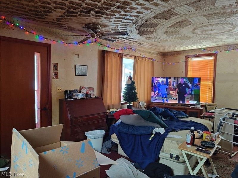 102 E Liberty Street, Ashland, OH 44805 Photo 3