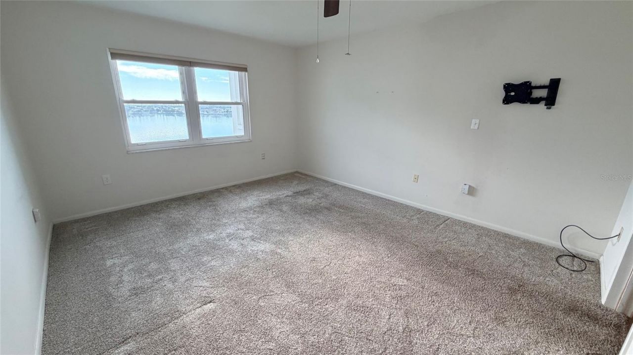 5130 Brittany Drive S, Unit 807, Saint Petersburg, FL 33715 Photo