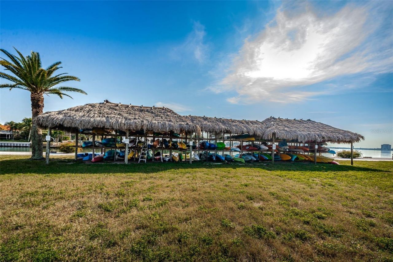 5130 Brittany Drive S, Unit 807, Saint Petersburg, FL 33715 Photo