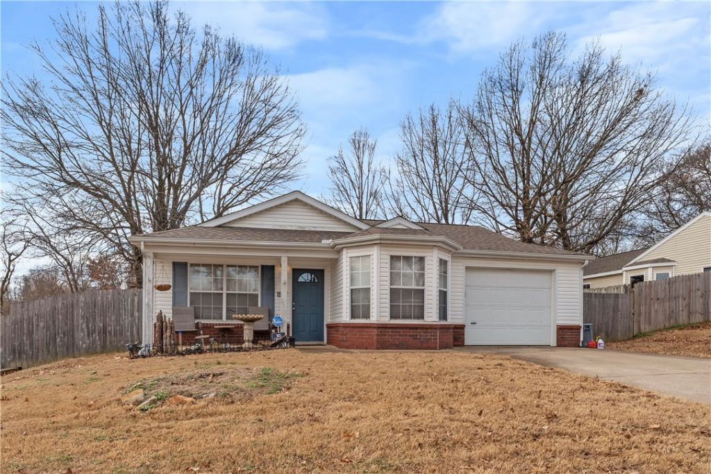3089 W Wildflower Street, Fayetteville, AR 72704 Main Photo