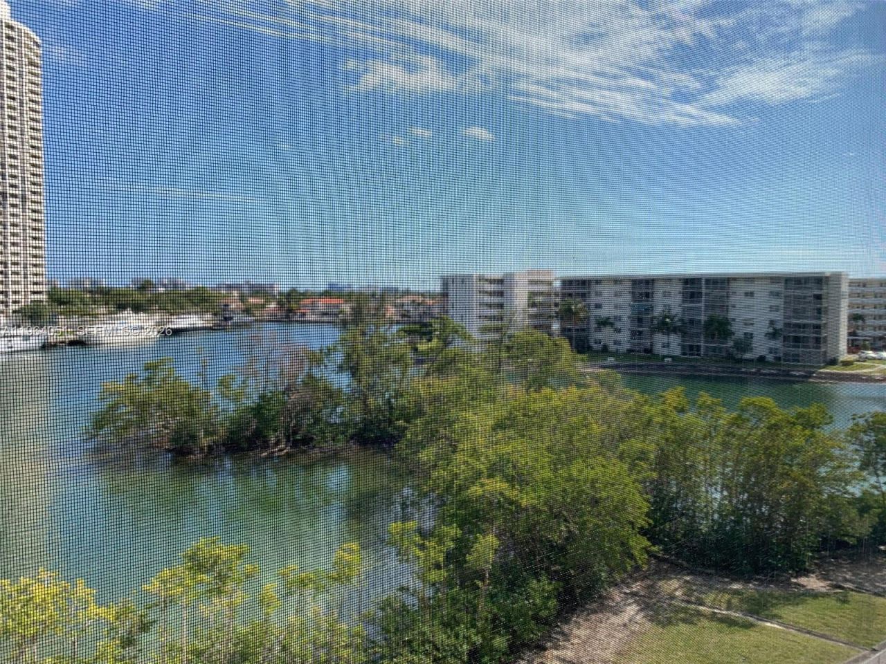 2980 Point East Dr, Unit D508, Aventura, FL 33160 Photo