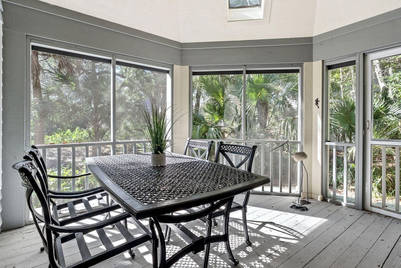 50 Crested Flycatcher Photo 15