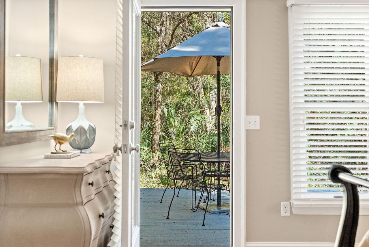 50 Crested Flycatcher Photo 28