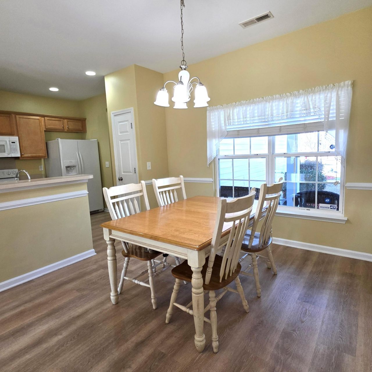 122 Cannonsmill Lane Photo 7