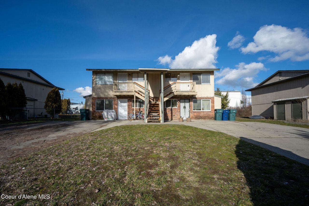 121 E Borah Ave, Coeur d Alene, ID 83814 Main Photo