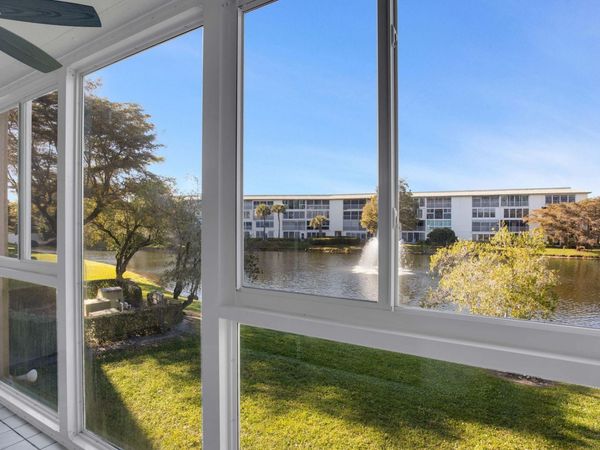 1705 Andros Isle, Unit J2, Coconut Creek, FL 33066