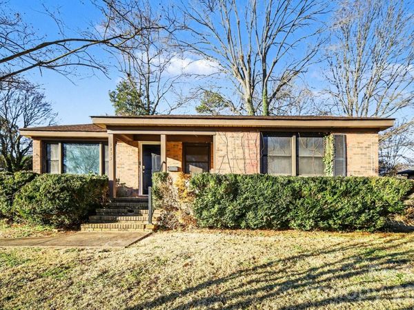 1133 Penrose Lane, Charlotte, NC 28217