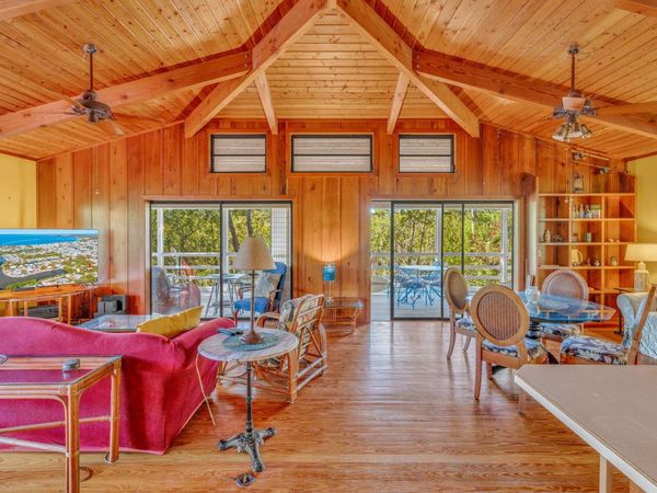 708 N Lake Drive, KEY LARGO, FL 33037