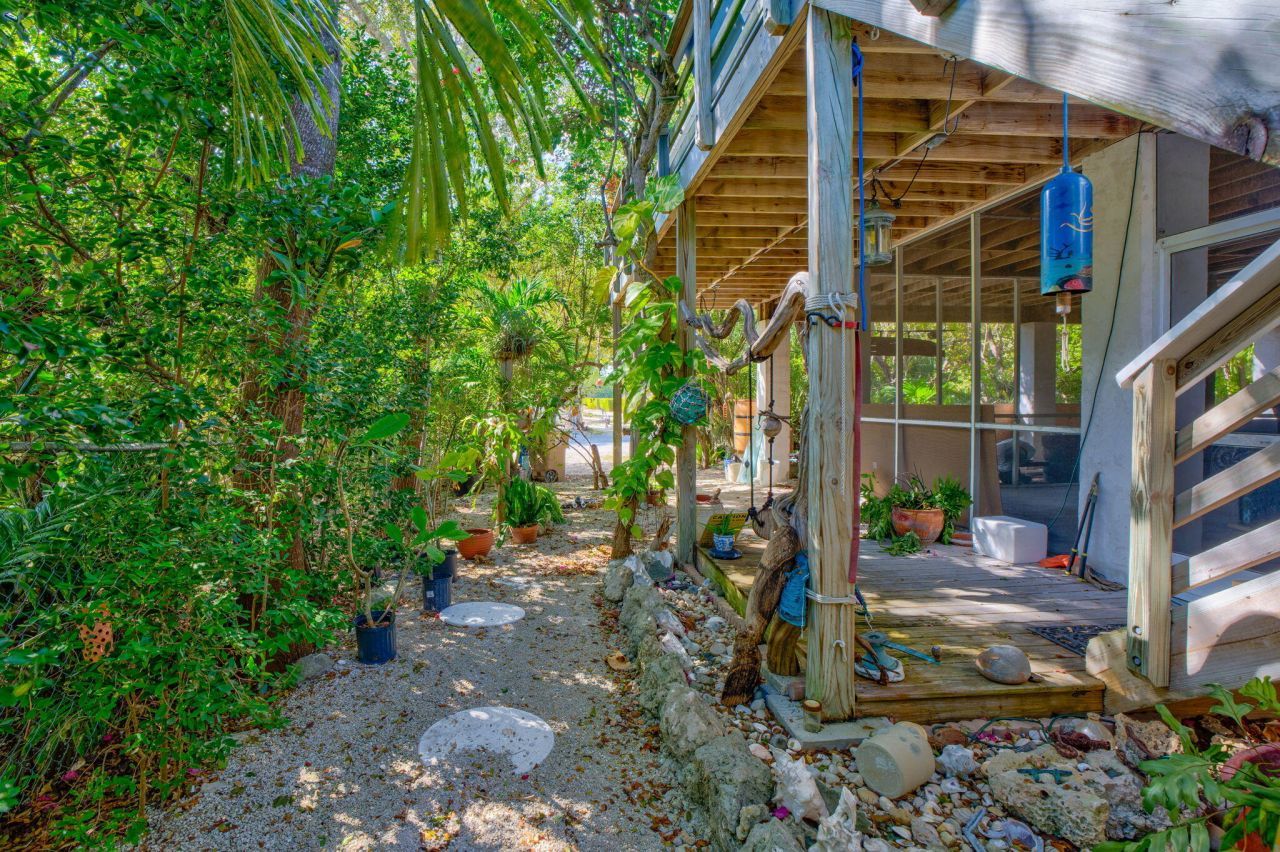 708 N Lake Drive, Key Largo, FL 33037 Photo