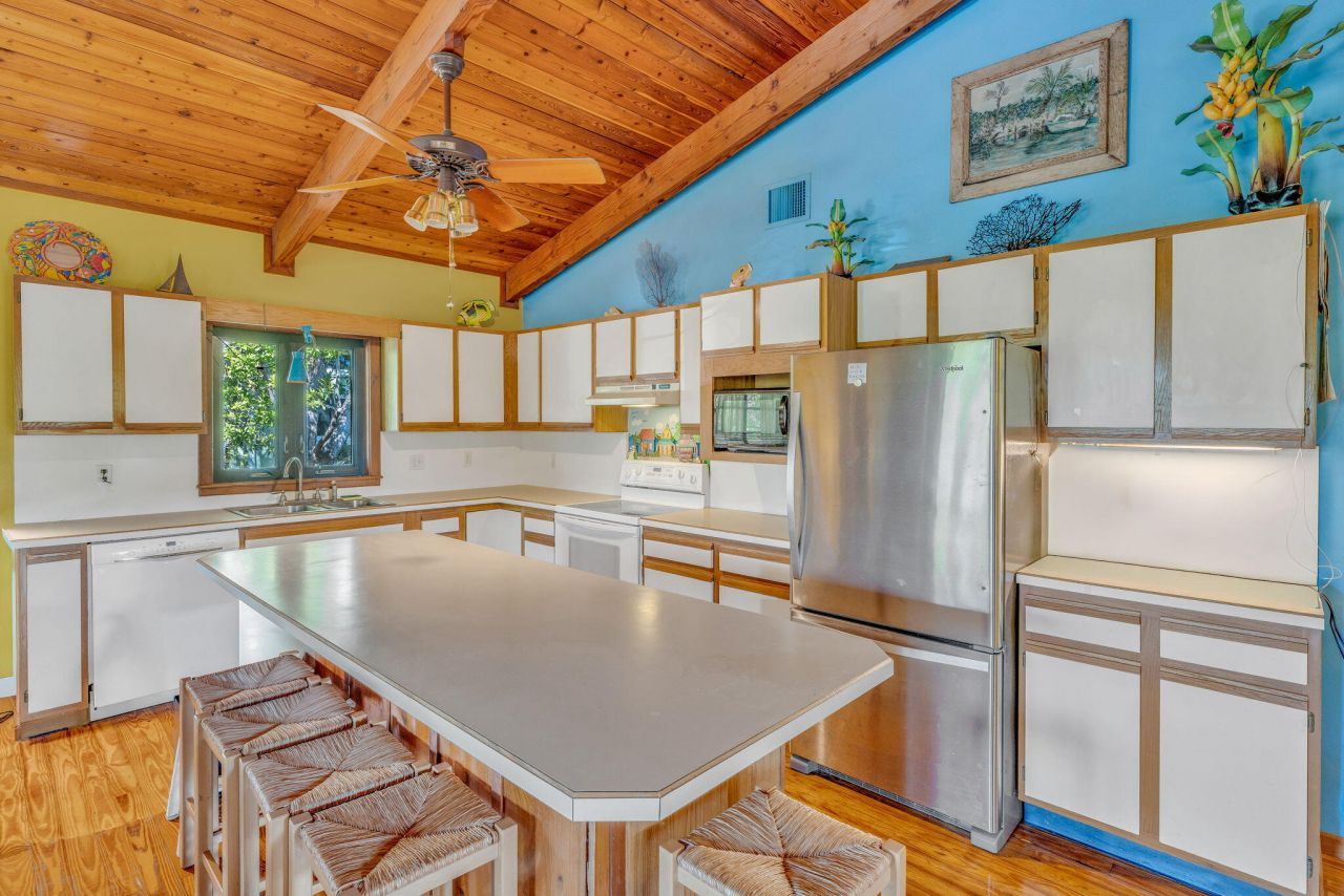 708 N Lake Drive, Key Largo, FL 33037 Photo