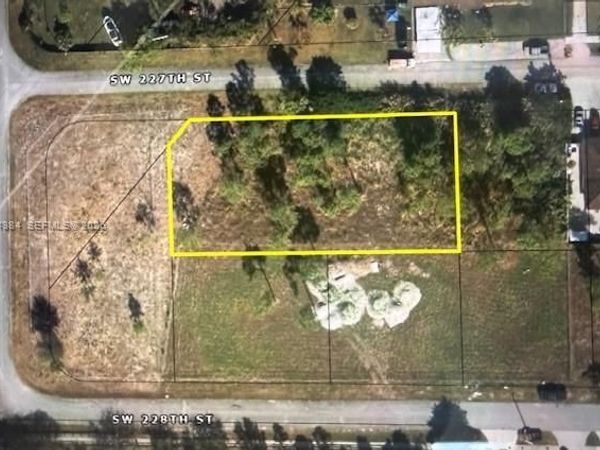 227 sw, Goulds, FL 33170
