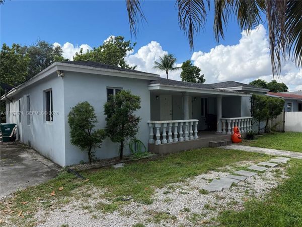1128 NW 101st St, Miami, FL 33150