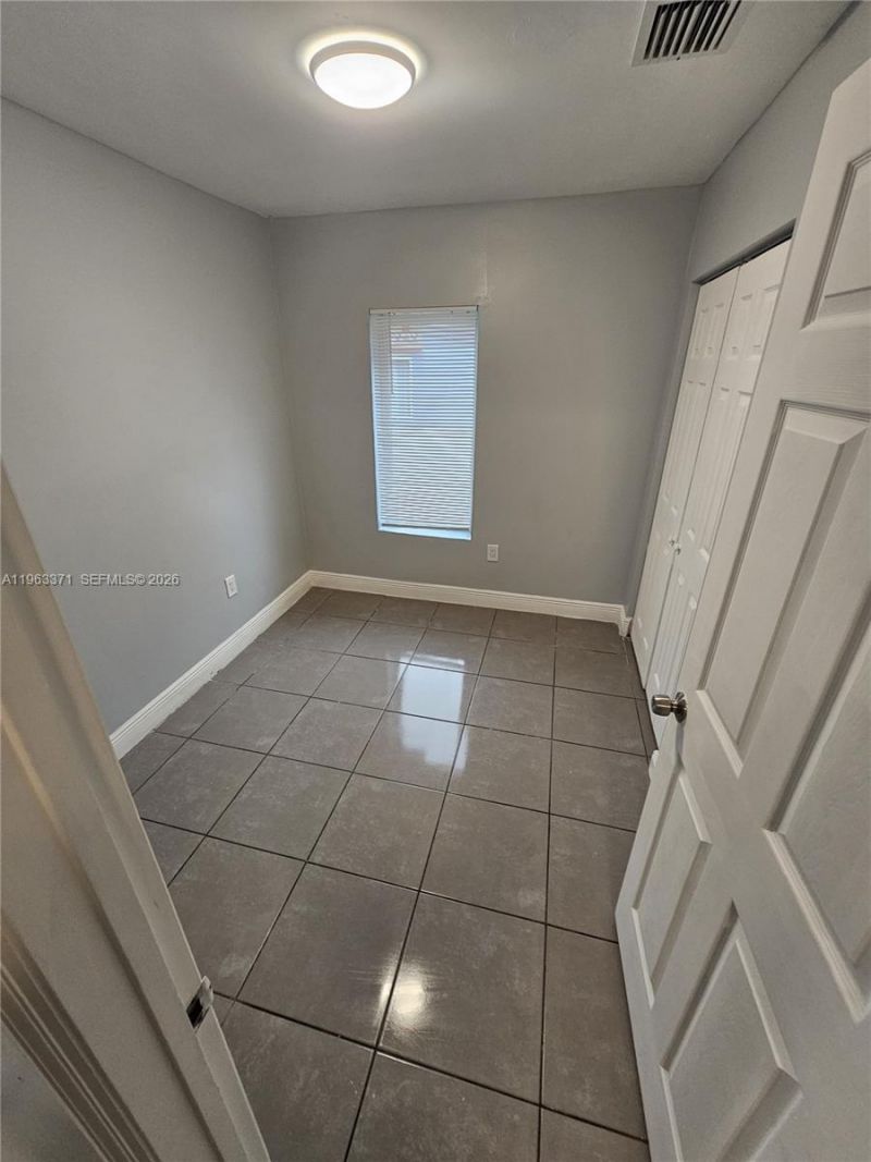 1128 NW 101st St , Miami, FL 33150 Photo