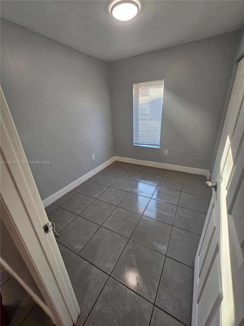 1128 NW 101st St , Miami, FL 33150 Photo