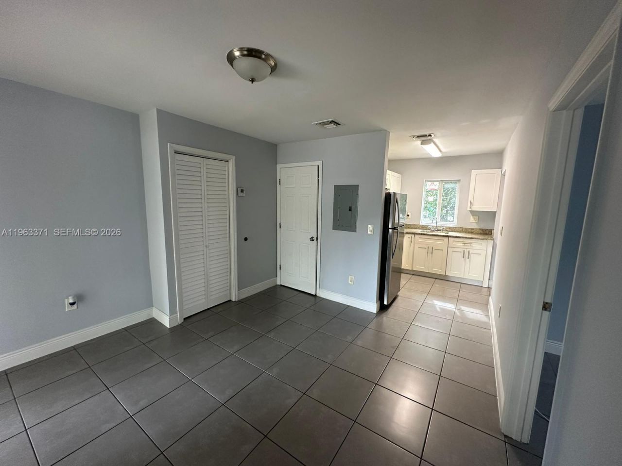 1128 NW 101st St , Miami, FL 33150 Photo