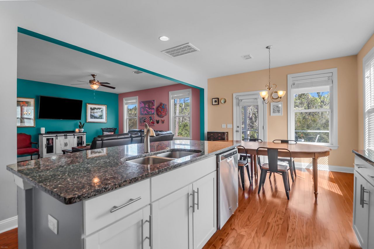 3056 Grand Bay Lane Photo 13