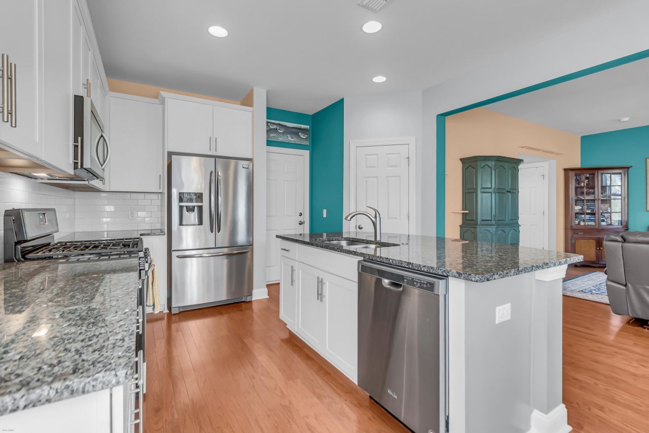 3056 Grand Bay Lane Photo 14