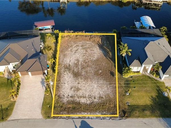 1247 NW 38th AVE , CAPE CORAL, FL 33993