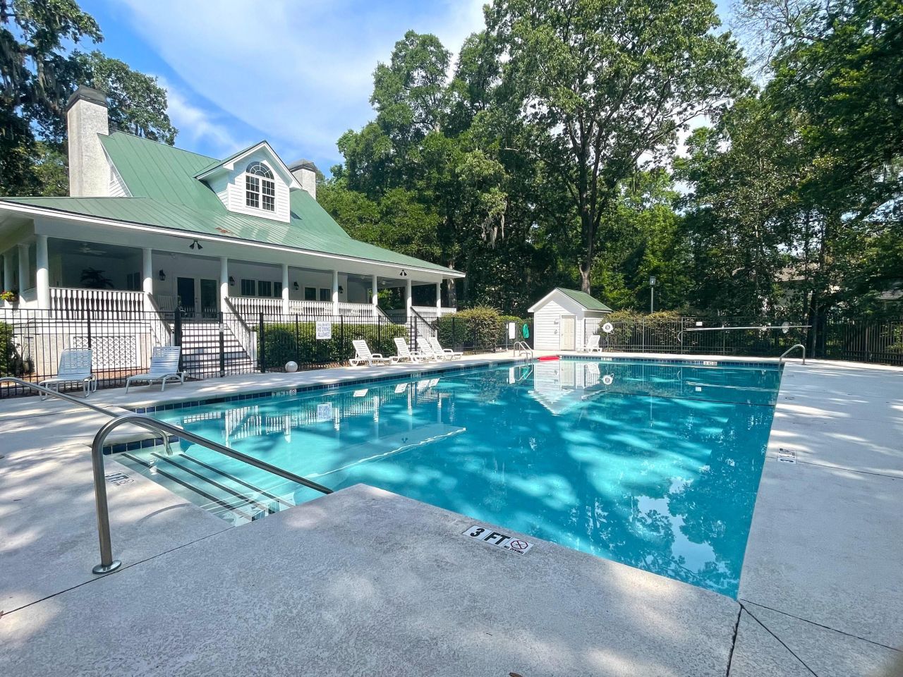 642 Fair Spring Drive Photo 26