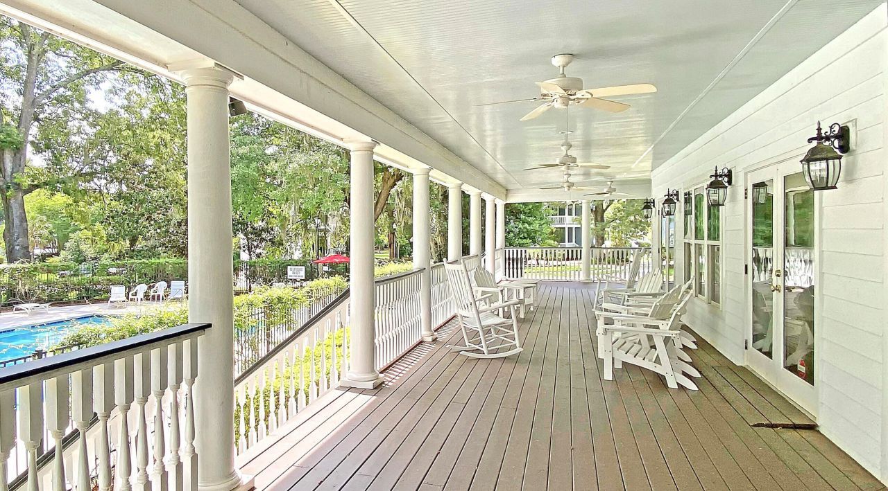 642 Fair Spring Drive Photo 27