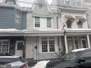 15 S WHITE STREET, SHENANDOAH, PA 17976