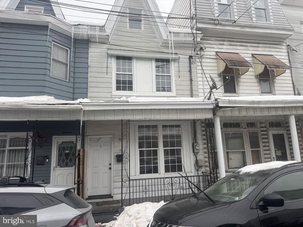 15 S WHITE STREET, SHENANDOAH, PA 17976