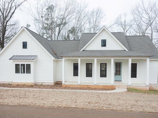 1001 CR 372, New Albany, MS 38652
