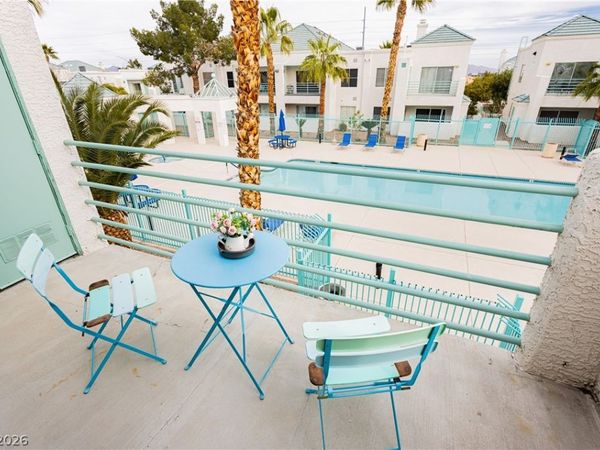 7100 Pirates Cove Road, Unit 2090, Las Vegas, NV 89145